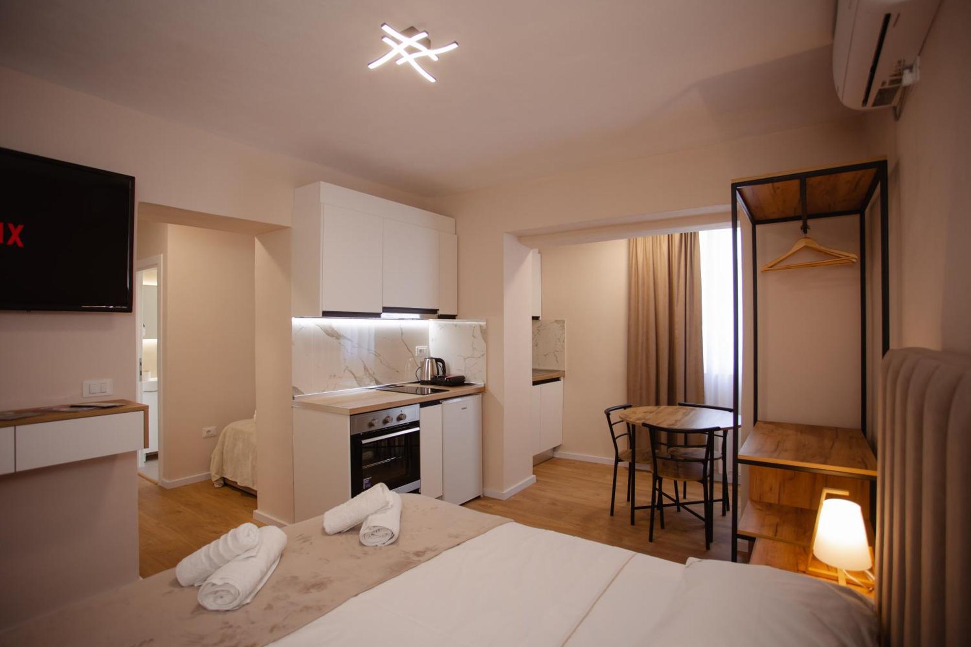 City Center Studio Apartments Shkodër Exteriör bild